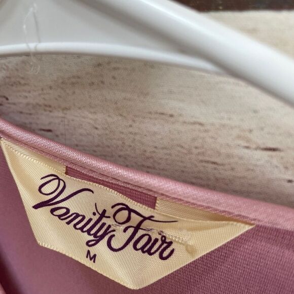 VINTAGE NEW WITH‎ TAGS VANITY FAIR SHEVELVA ROBE - Picture 5 of 8